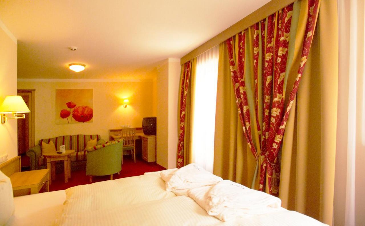 Hotel Montana Σανκτ Αντόν αμ Άλμπεργκ Εξωτερικό φωτογραφία