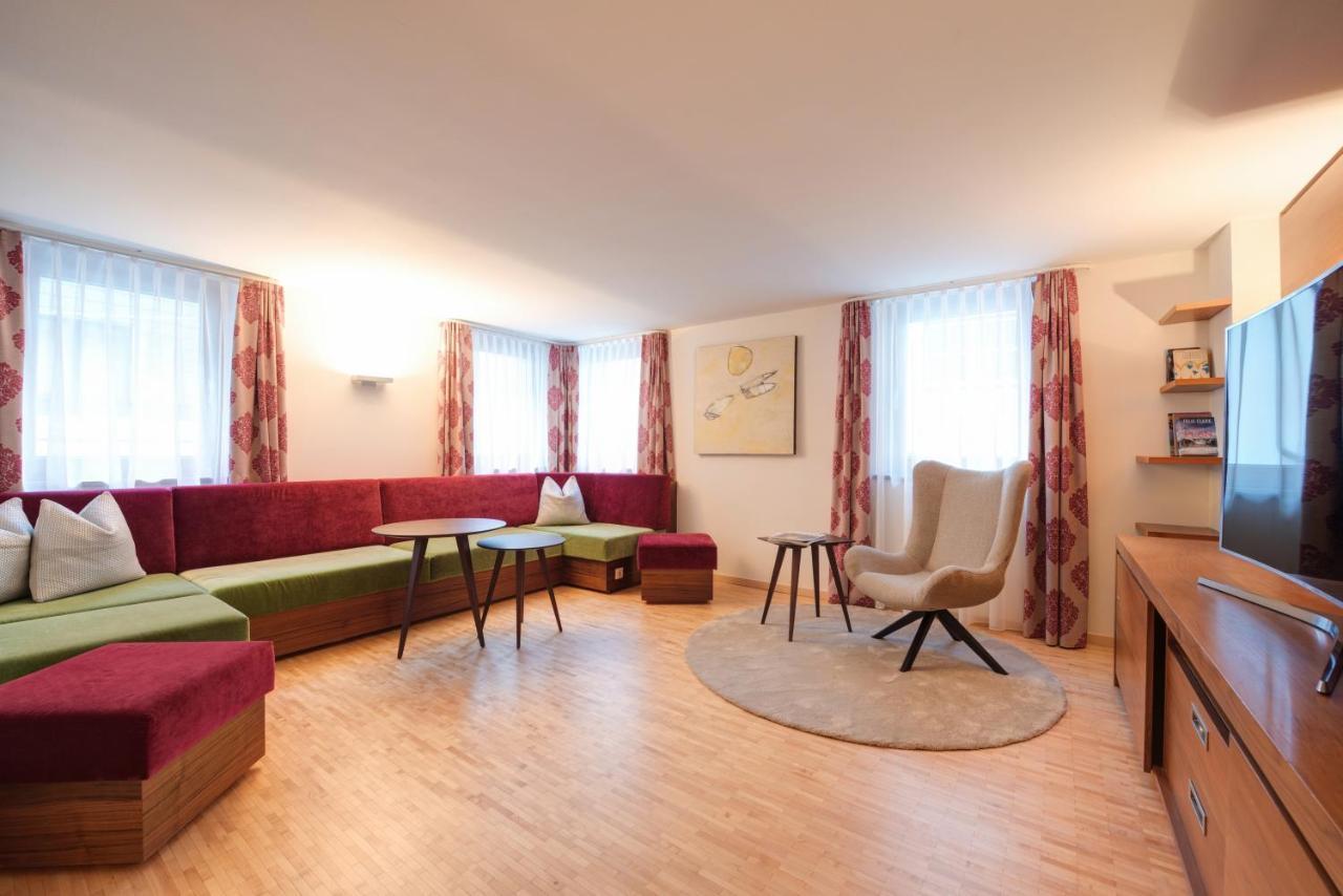 Hotel Montana Σανκτ Αντόν αμ Άλμπεργκ Εξωτερικό φωτογραφία
