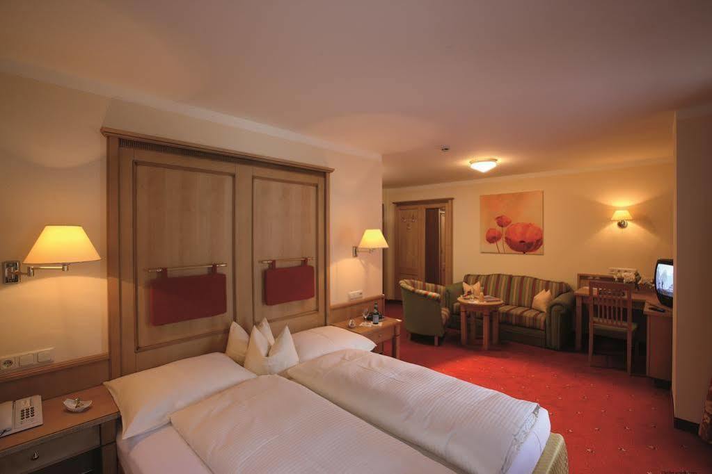 Hotel Montana Σανκτ Αντόν αμ Άλμπεργκ Εξωτερικό φωτογραφία