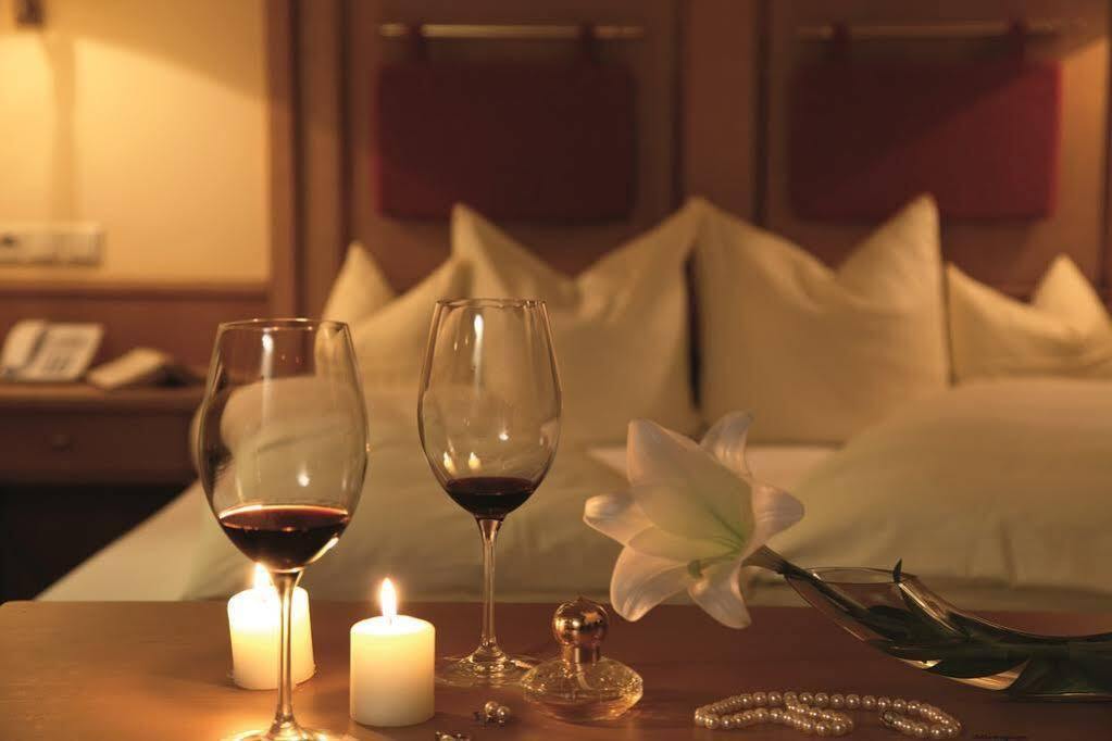 Hotel Montana Σανκτ Αντόν αμ Άλμπεργκ Εξωτερικό φωτογραφία